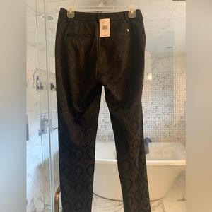 Guess women’s black pants